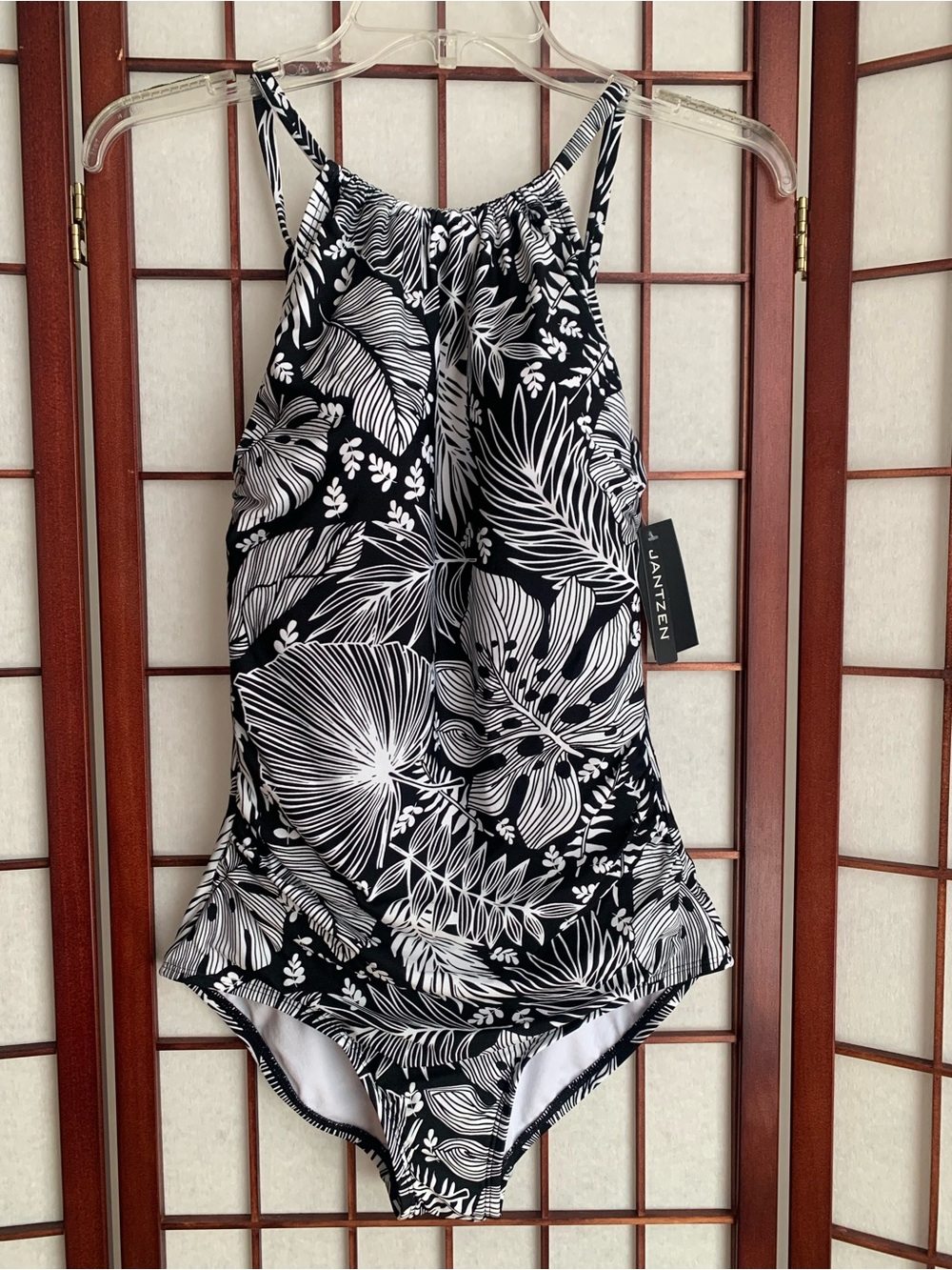 NWT JANTZEN Black & White Floral 1-Piece Swimsuit in Size 6